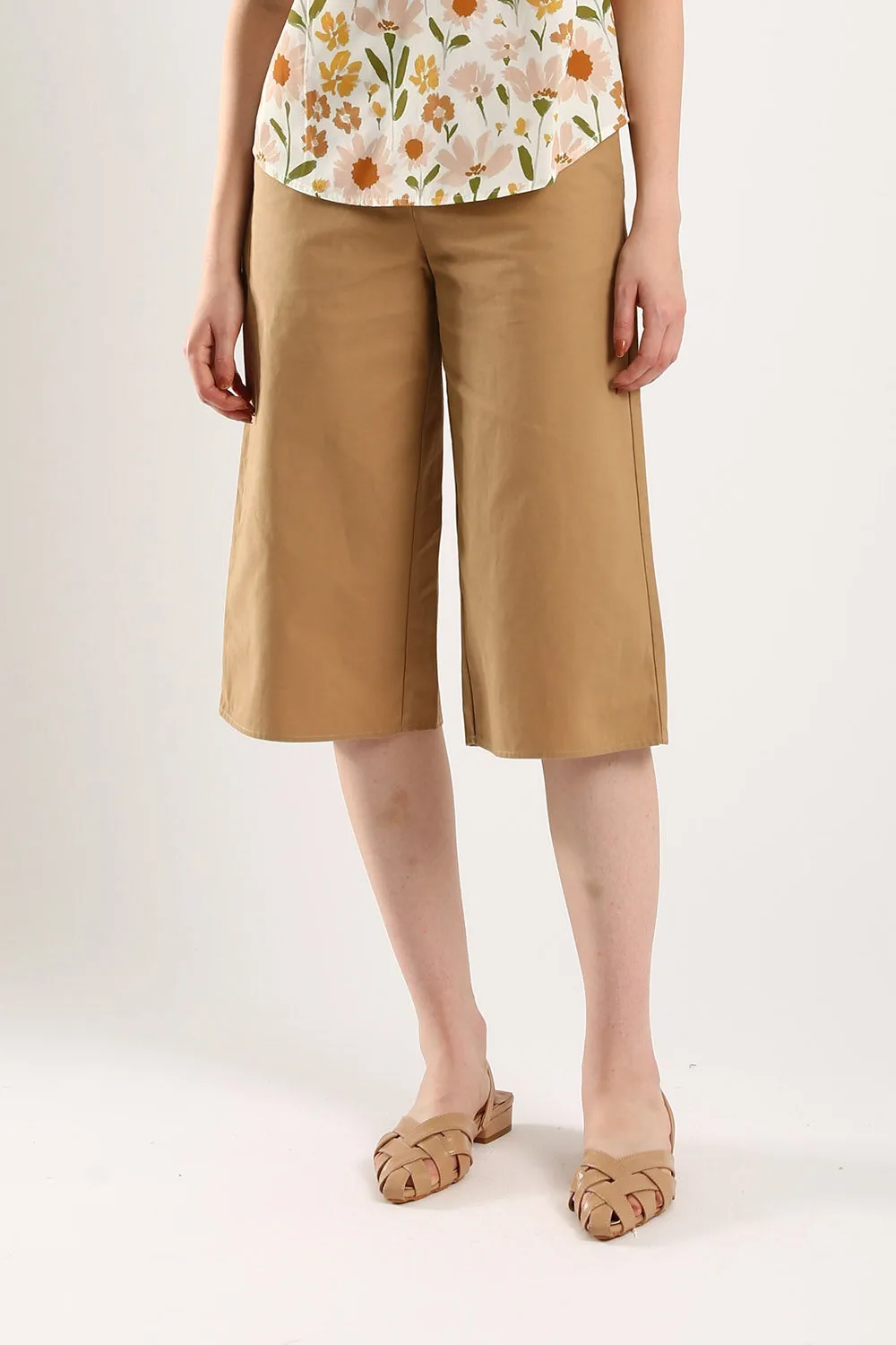 Classic Cotton Culottes in Khakis