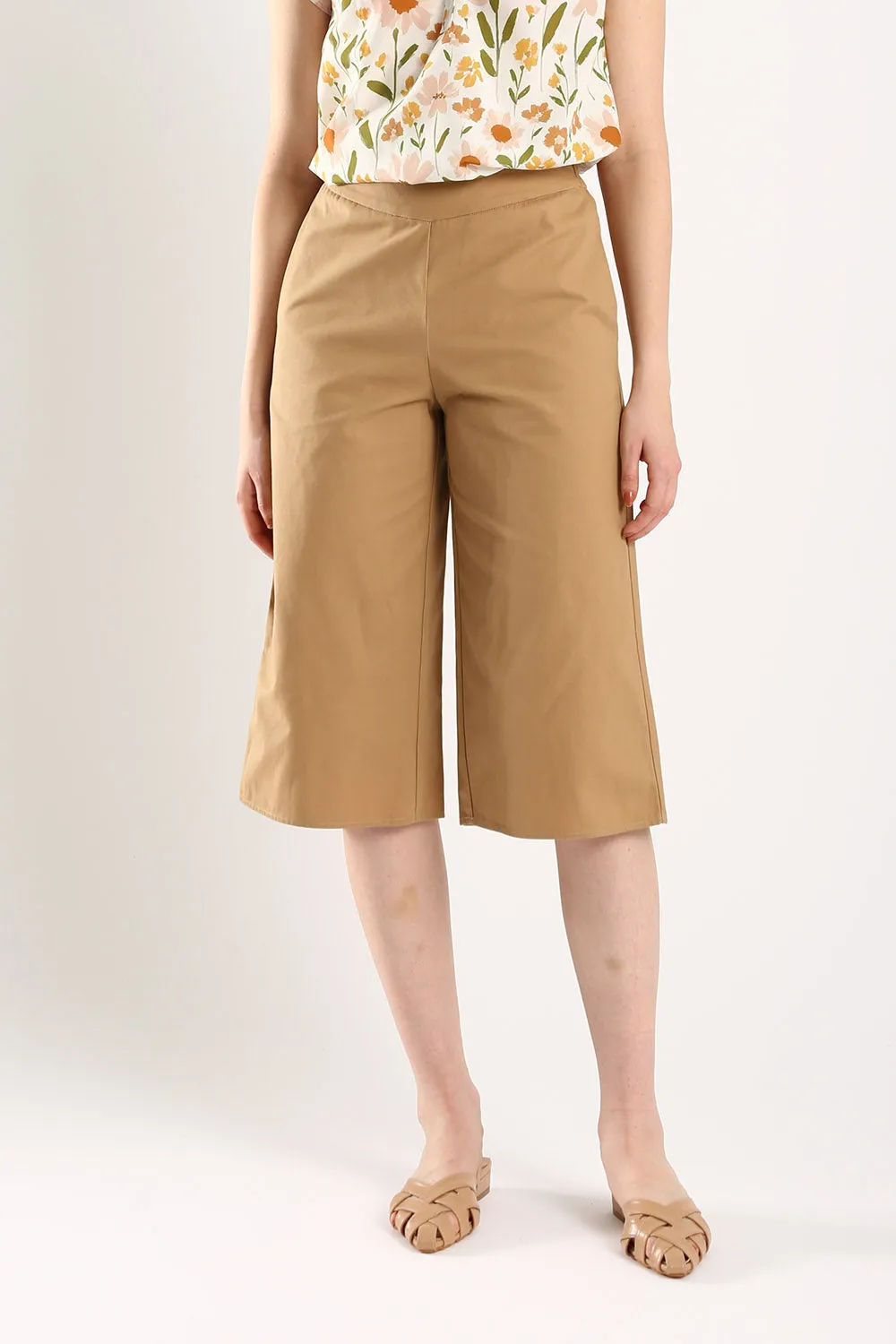 Classic Cotton Culottes in Khakis