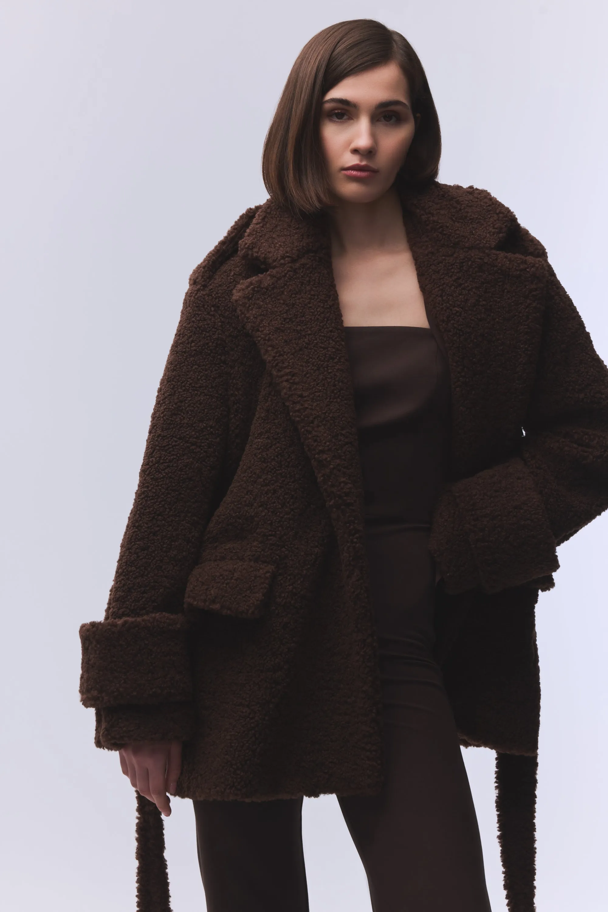 DARK BROWN TEDDY BELT-DETAILED COAT