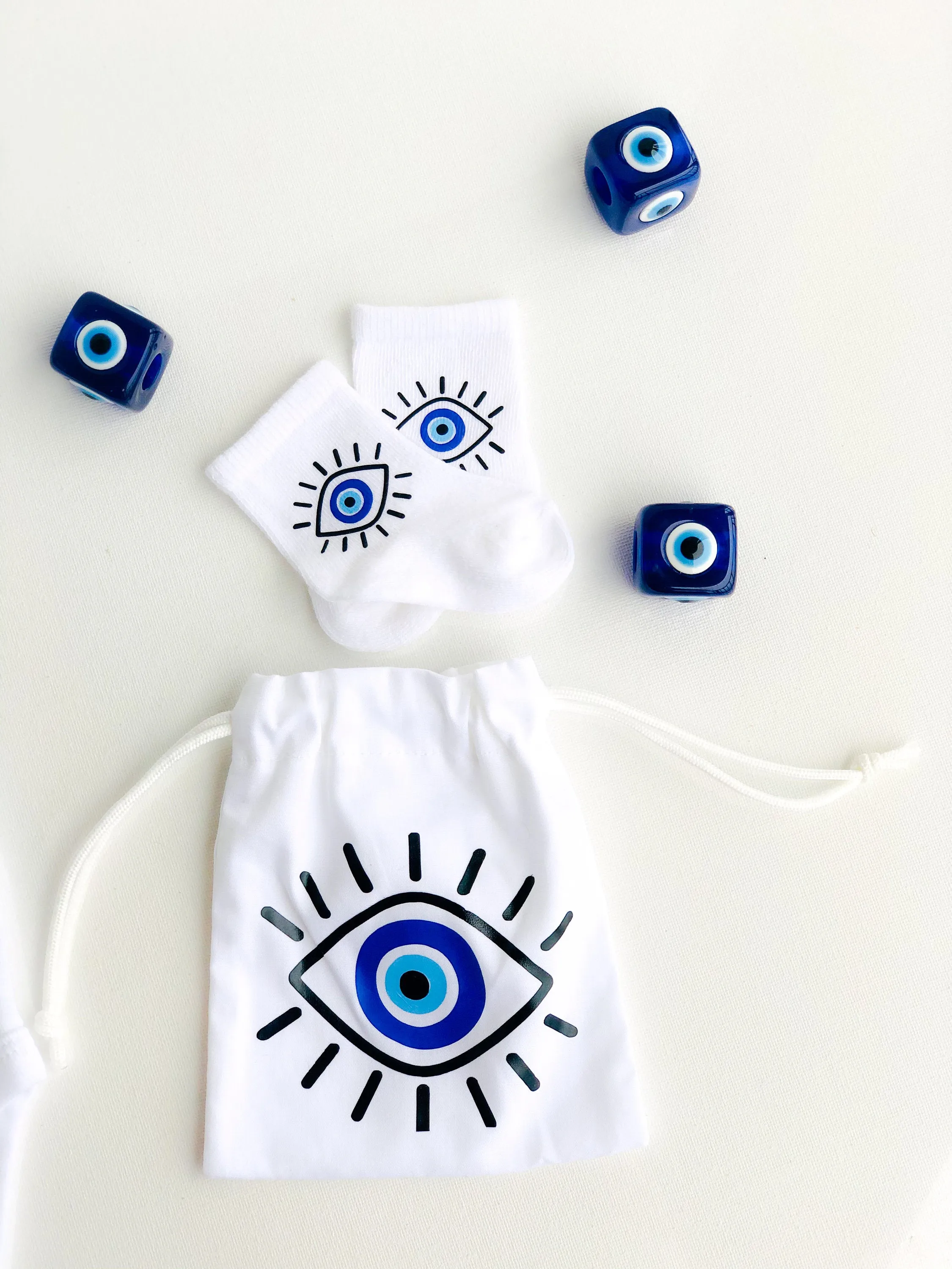 Evil Eye Design Newborn Baby Socks With Pouches Custom Design For Babyshower Good Luck Charm Baby Socks Evil Eye Gift Set