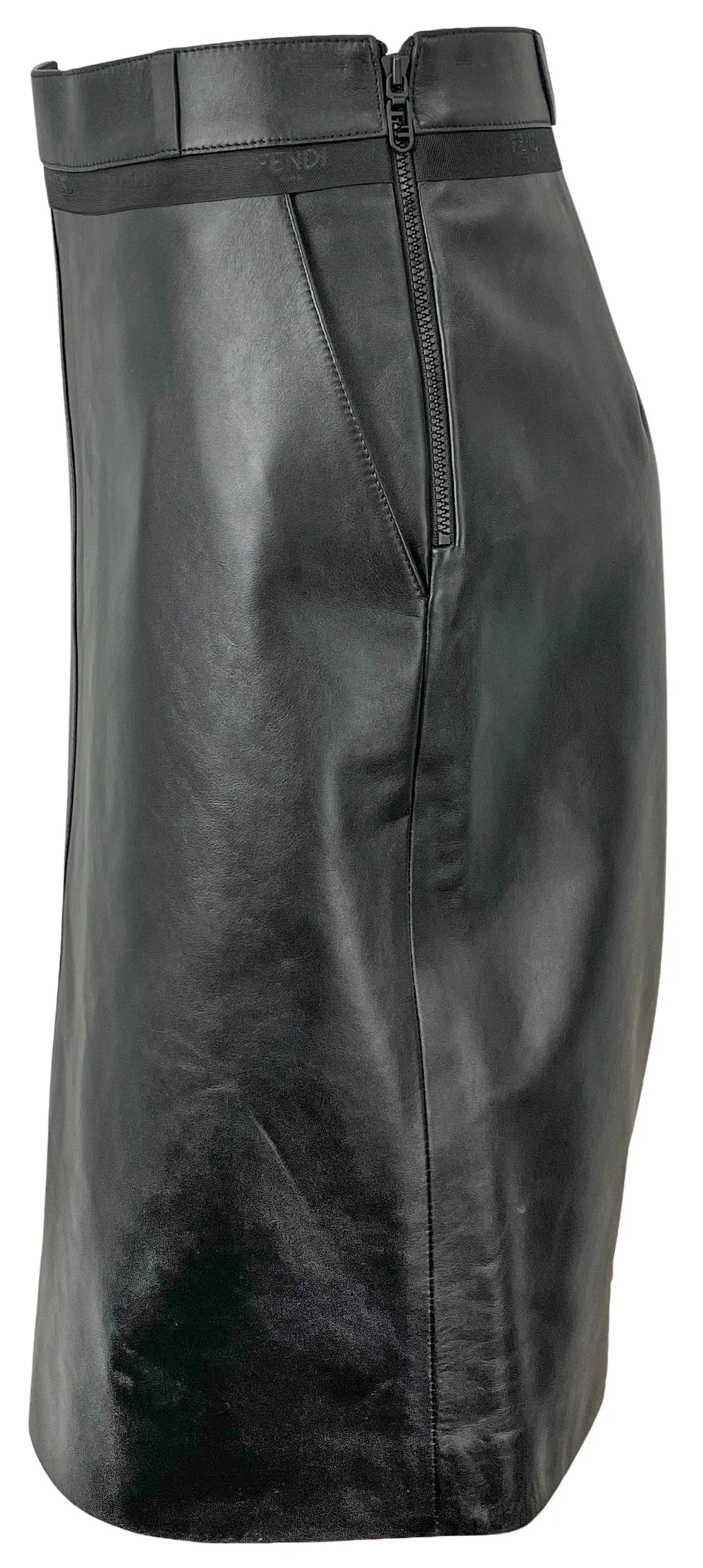 Fendi Leather Pencil Skirt in Black