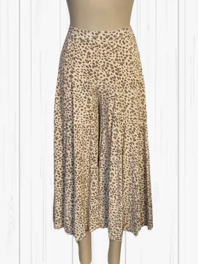 PETAL & PUP Cream Animal Print Skirt/Culottes Size XS