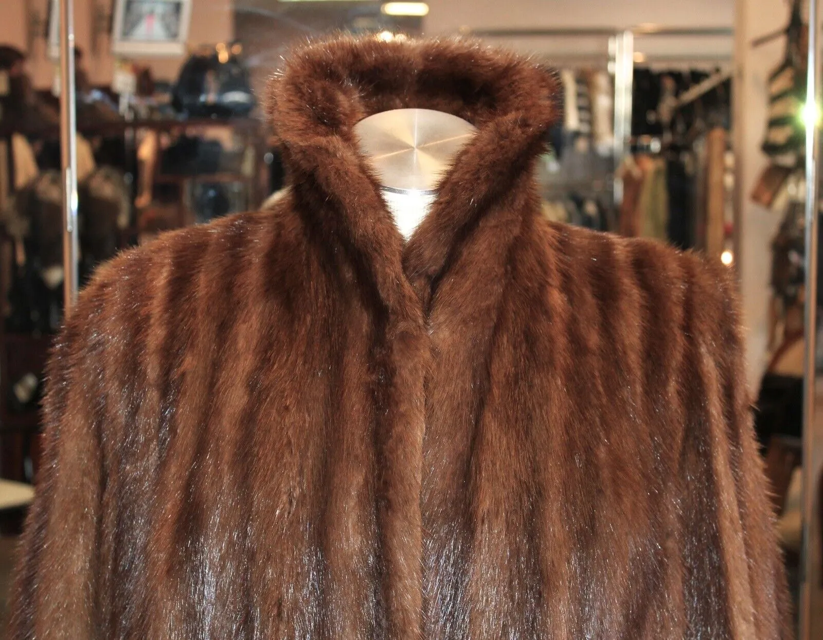 Vintage Natural Muskrat Fur Coat -L