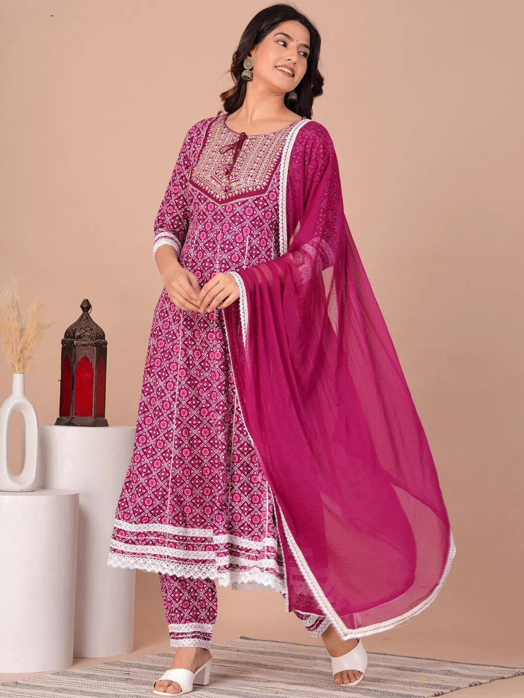 Women Floral Printed Gotta Patti Anarkali Kurta with Trousers & With Dupatta